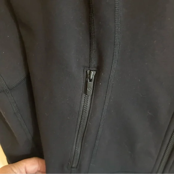 Lululemon Define Black Jacket Size 12 - Picture 7 of 8